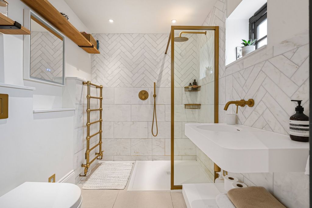 Additional image 10 of 5 bed detached house for saleMannings Heath, West Sussex RH13