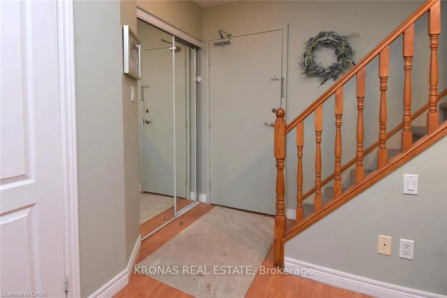 10 John Street 206 photo 3