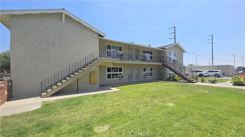 2334 E Santa Fe Avenue Unit 2, Fullerton, CA 92831 photo 2