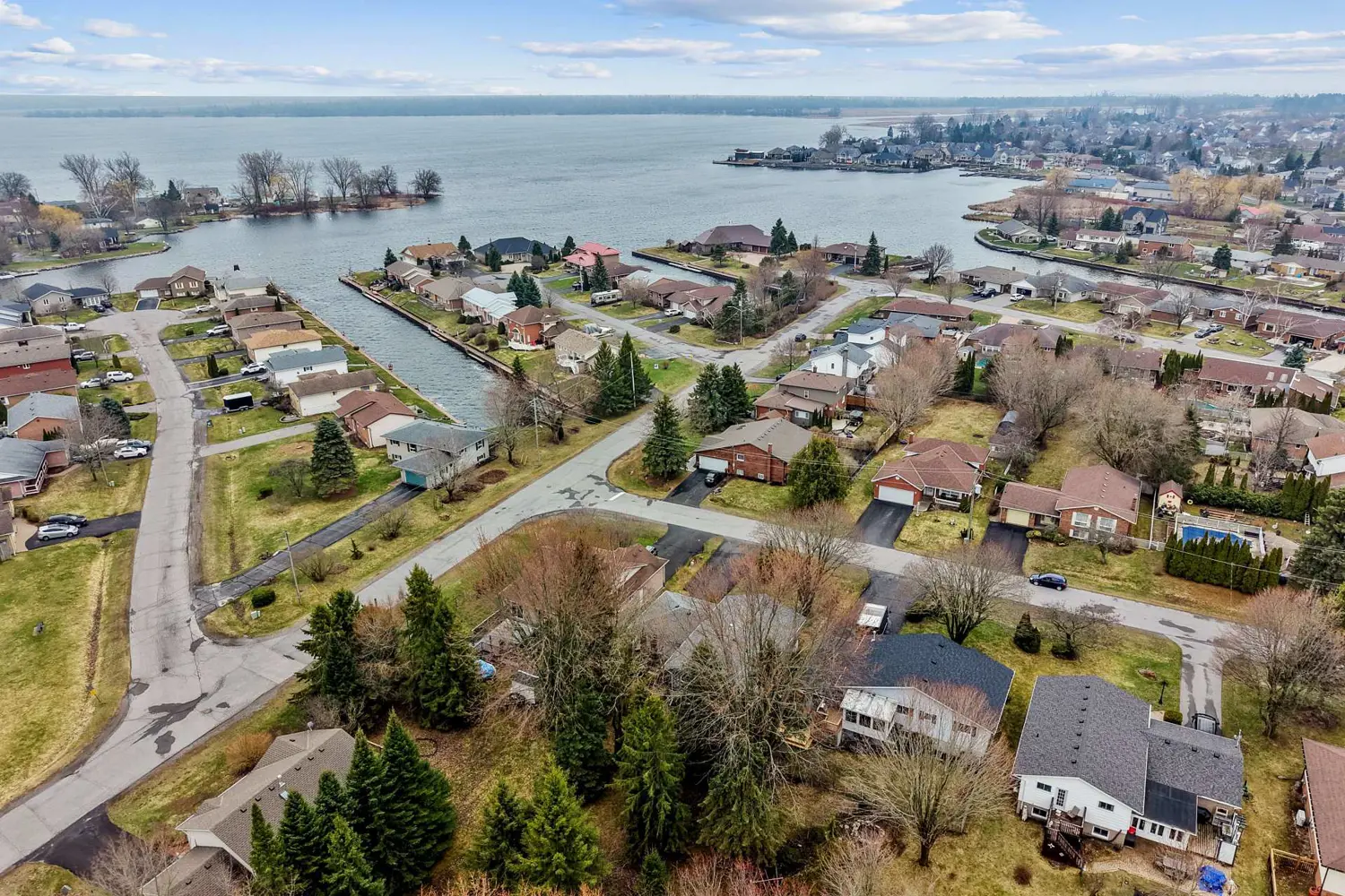 15 Morrow Avenue photo 2