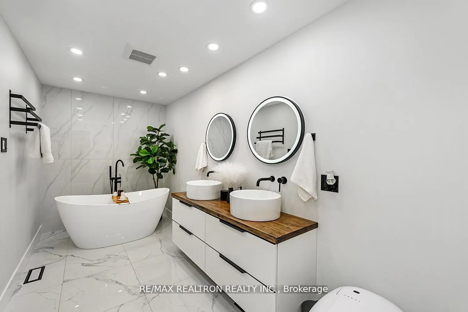174 Mountainview Road photo 4