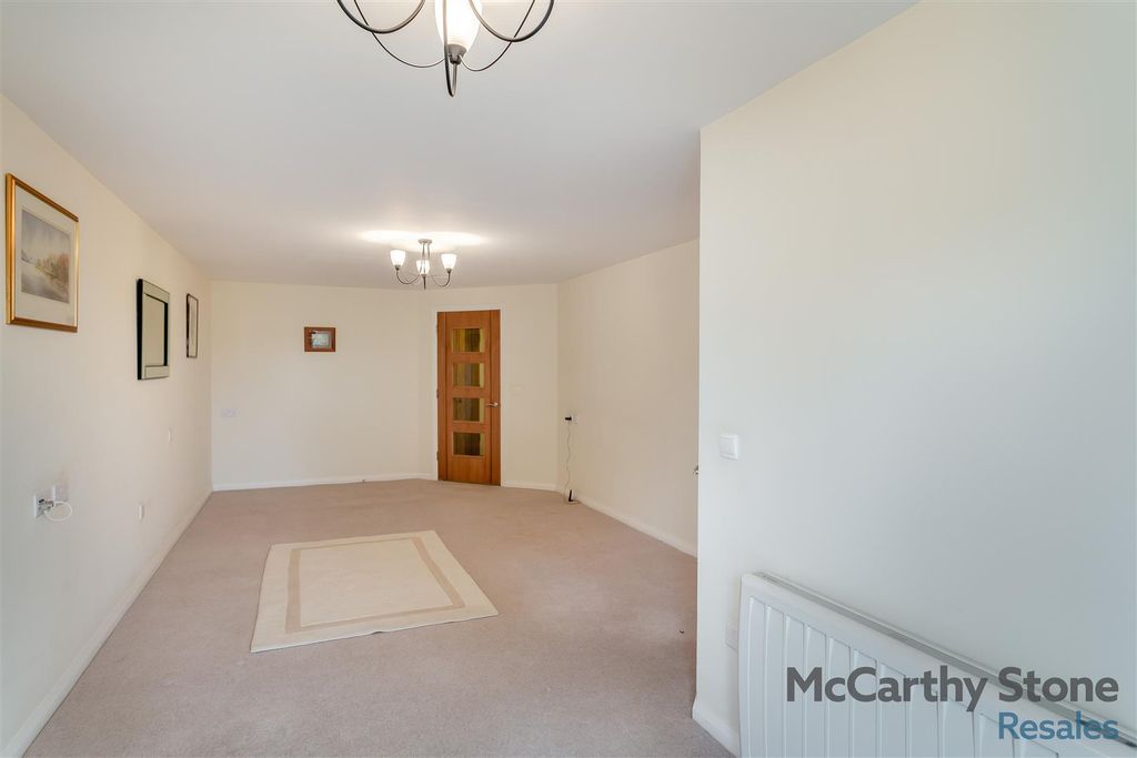 Additional image 3 of 2 bed flat for saleTrinity Court, Oxford Road, Halifax HX1