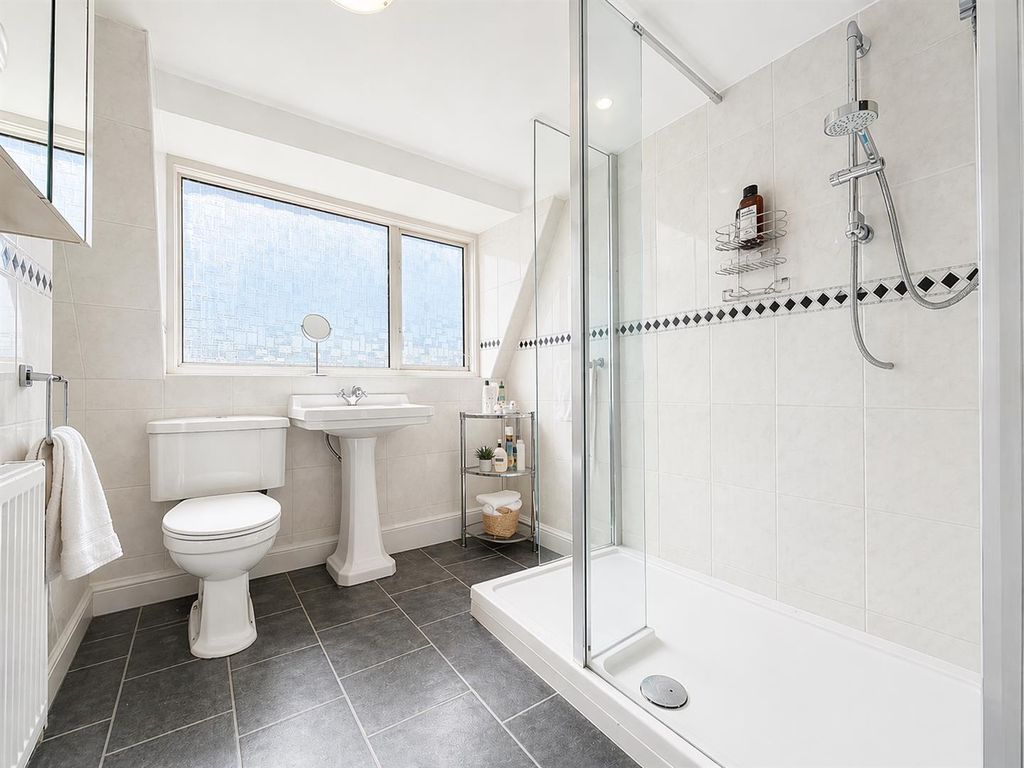 Additional image 7 of 3 bed terraced house for saleCentral Avenue, Hounslow TW3