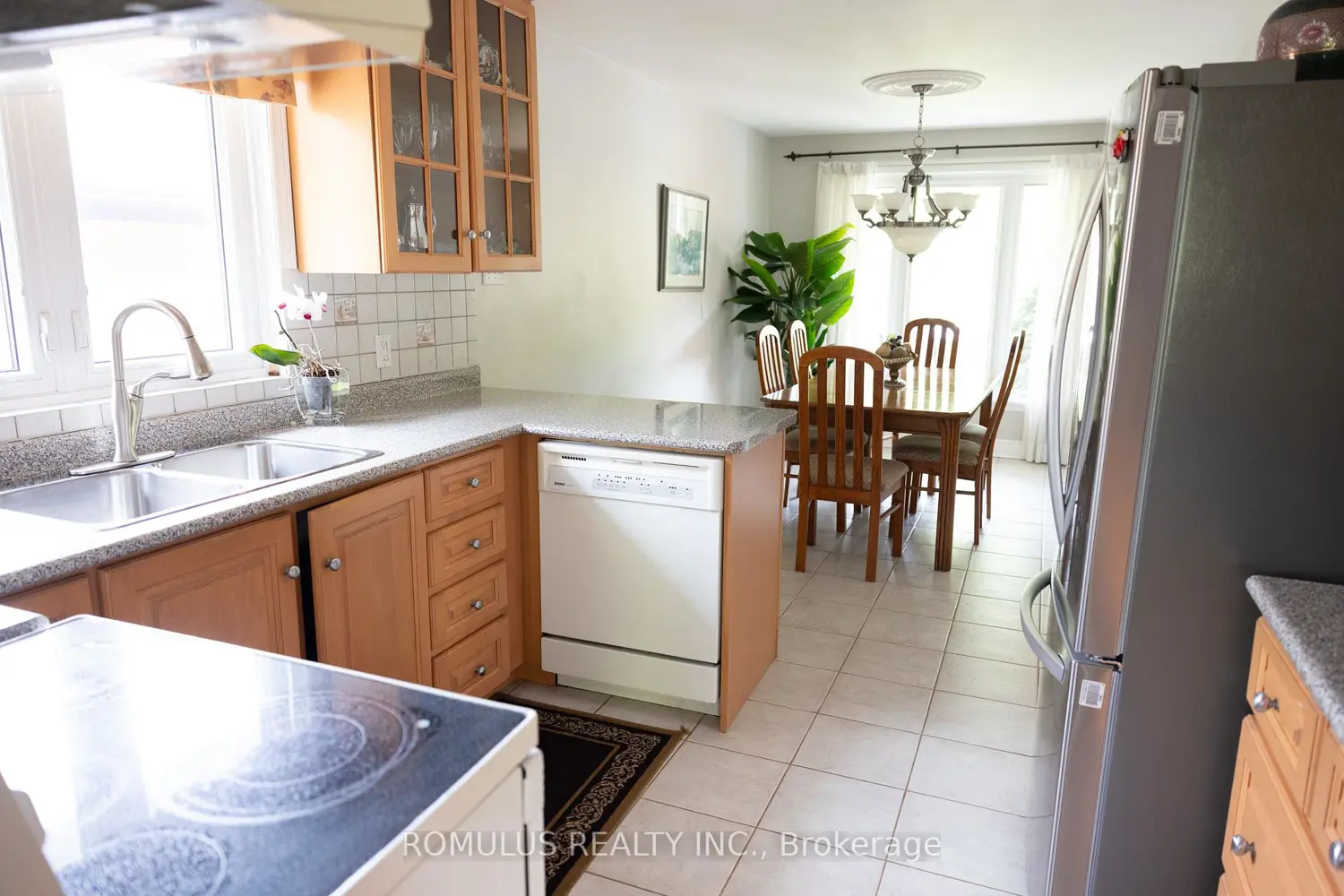 28 Eldorado Court photo 4