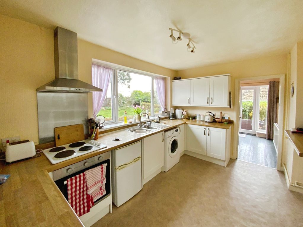 Additional image 5 of 3 bed detached house for saleAshcourt Drive, Hornsea HU18
