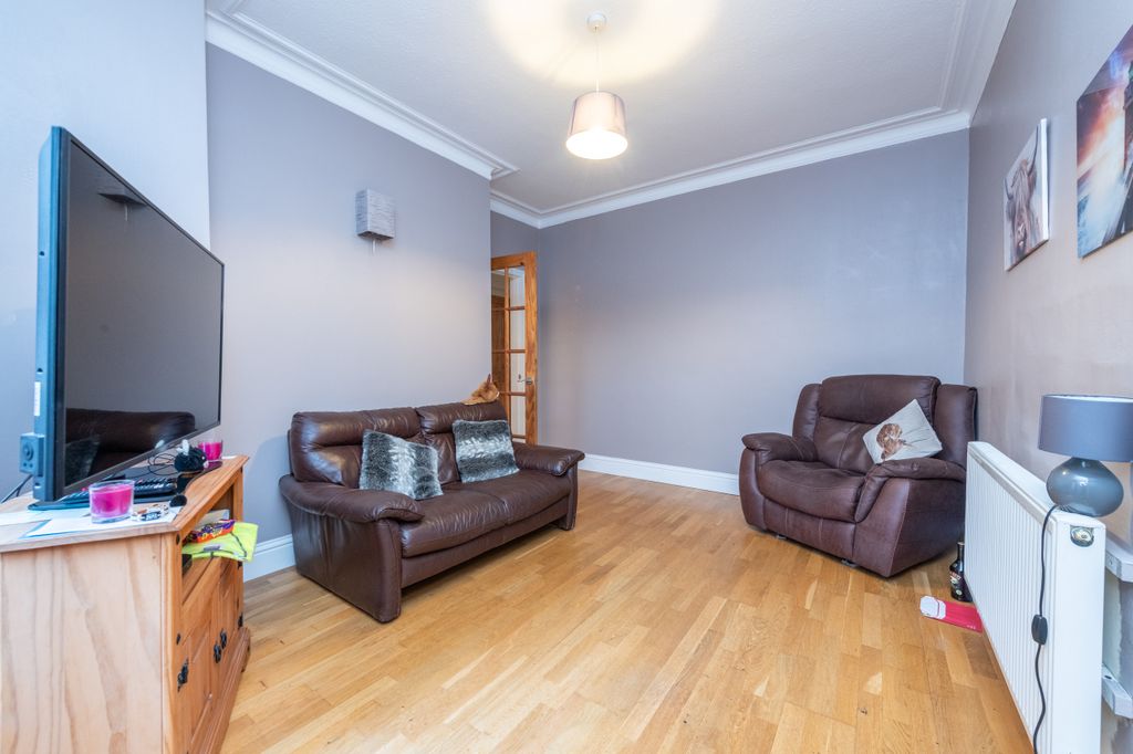 2 bed flat for saleDuke Street, Hawick TD9 photo 2