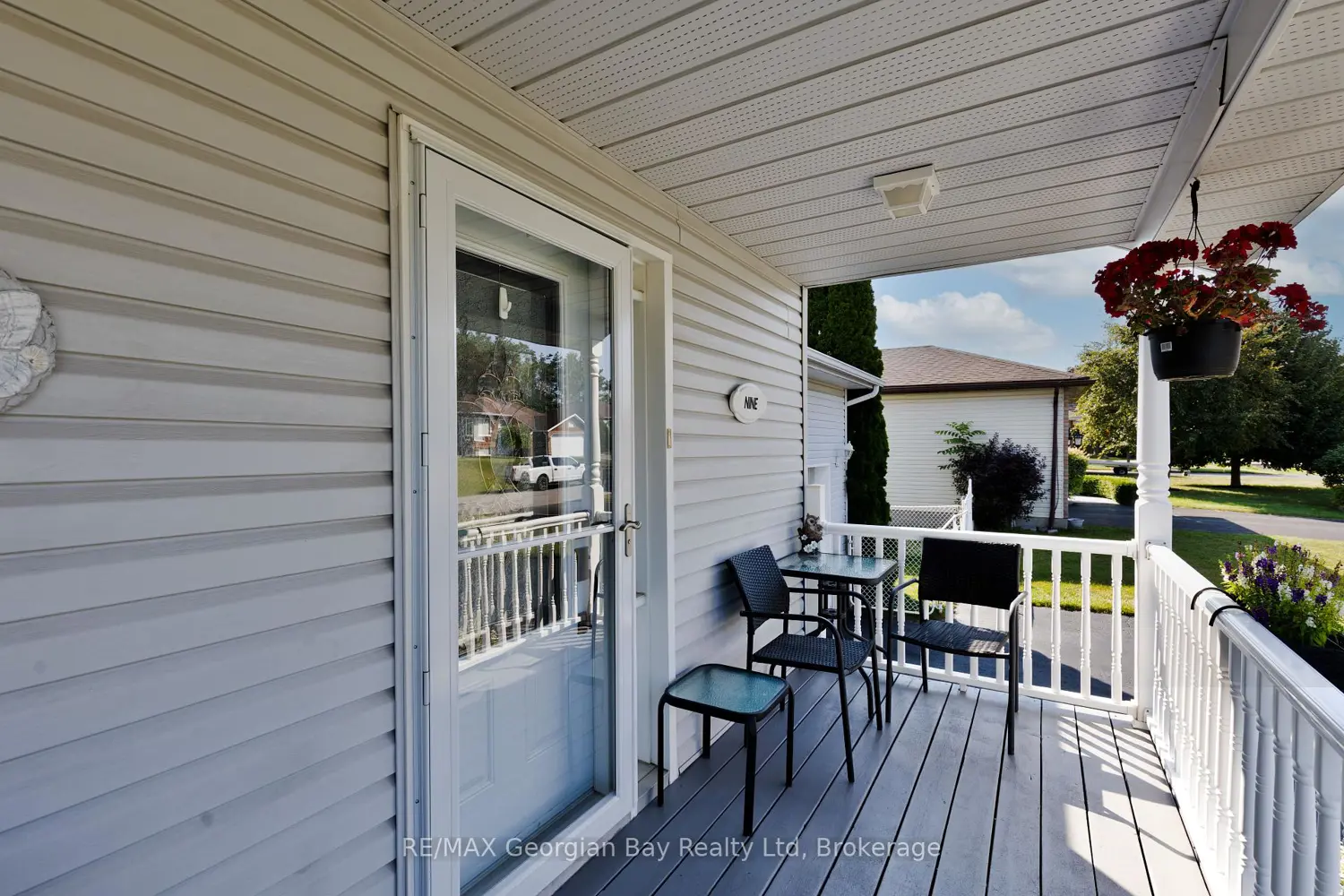 9 Copeland Street photo 2