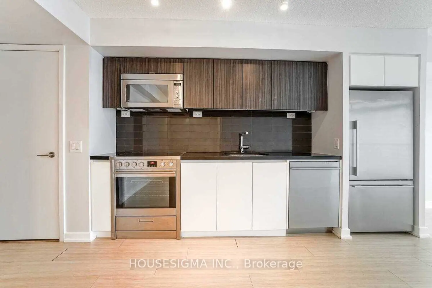 85 Queens Wharf Road 2503 photo 5