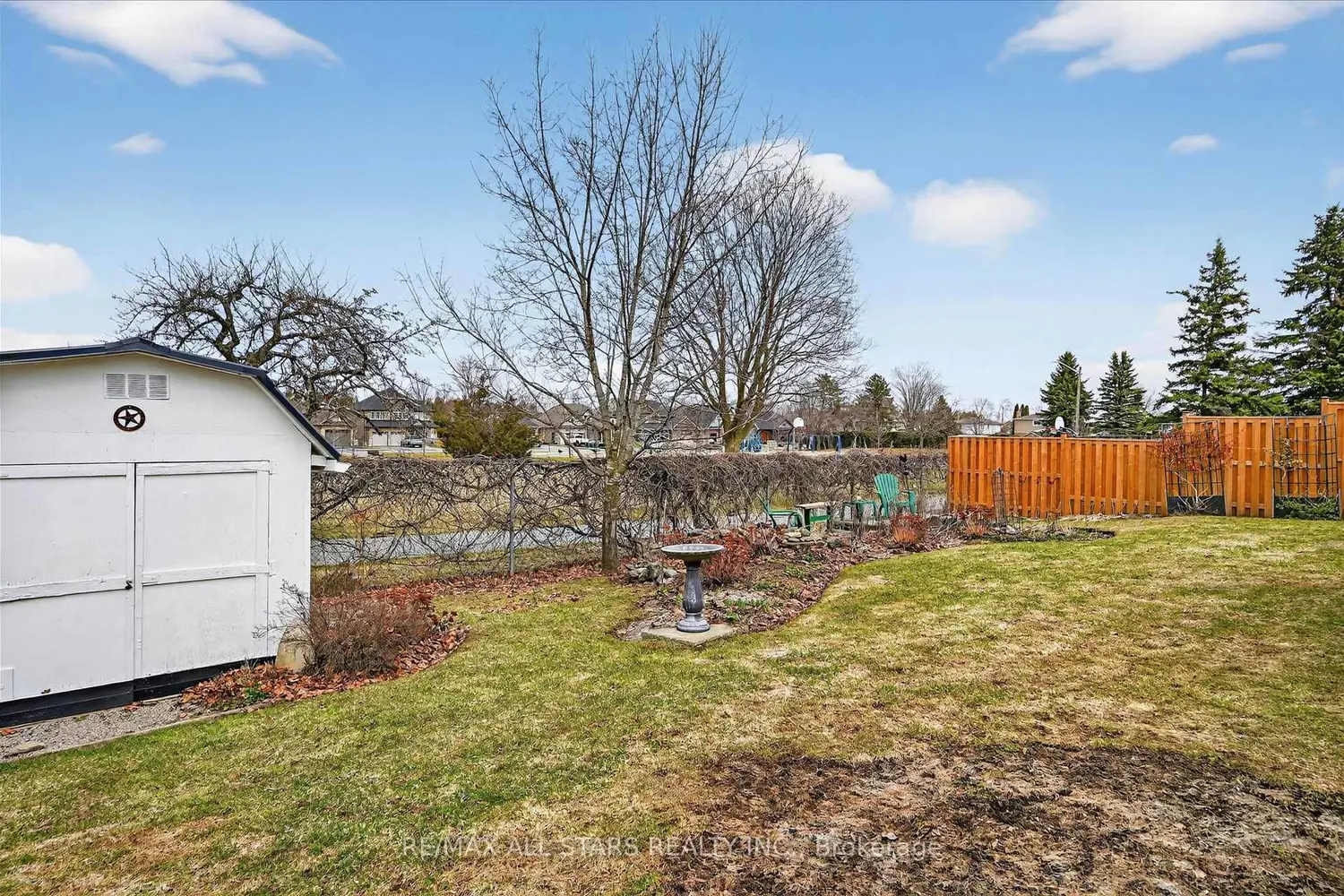 Additional image 19 of 26 Applewood Crescent