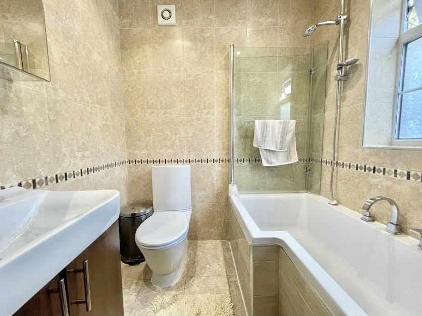 Additional image 9 of 5 bed detached house for saleMinterne Waye, Hayes UB4