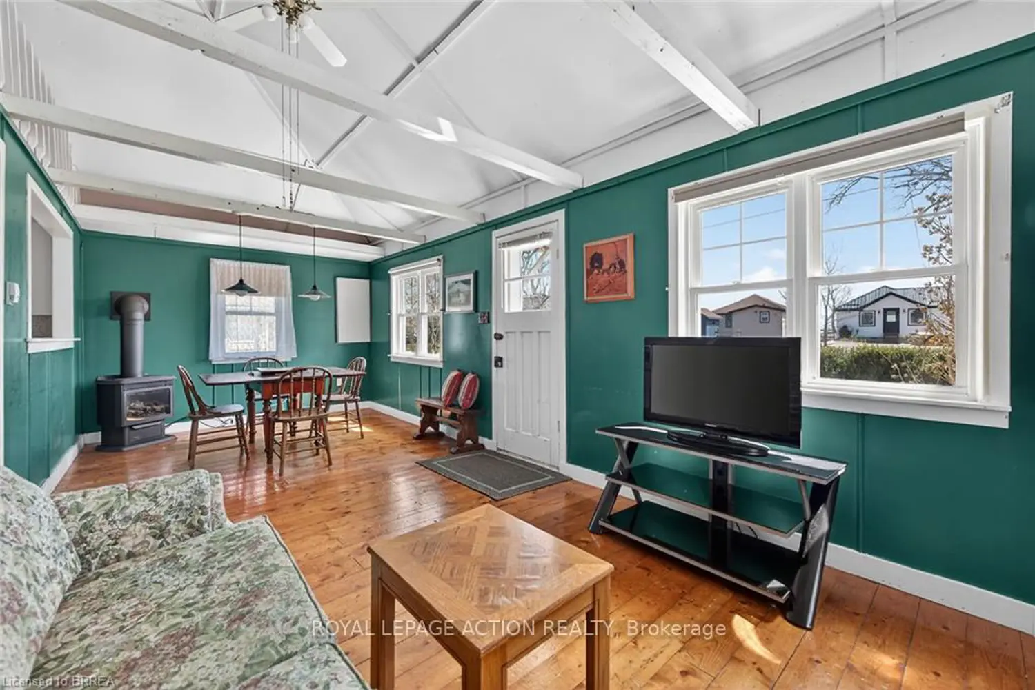 88 Erie Boulevard photo 3