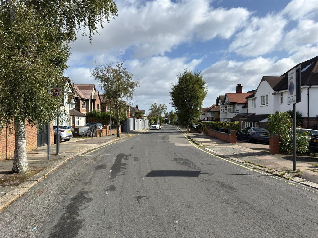 Additional image 2 of 5 bed detached house for saleFlambard Road, Harrow HA1