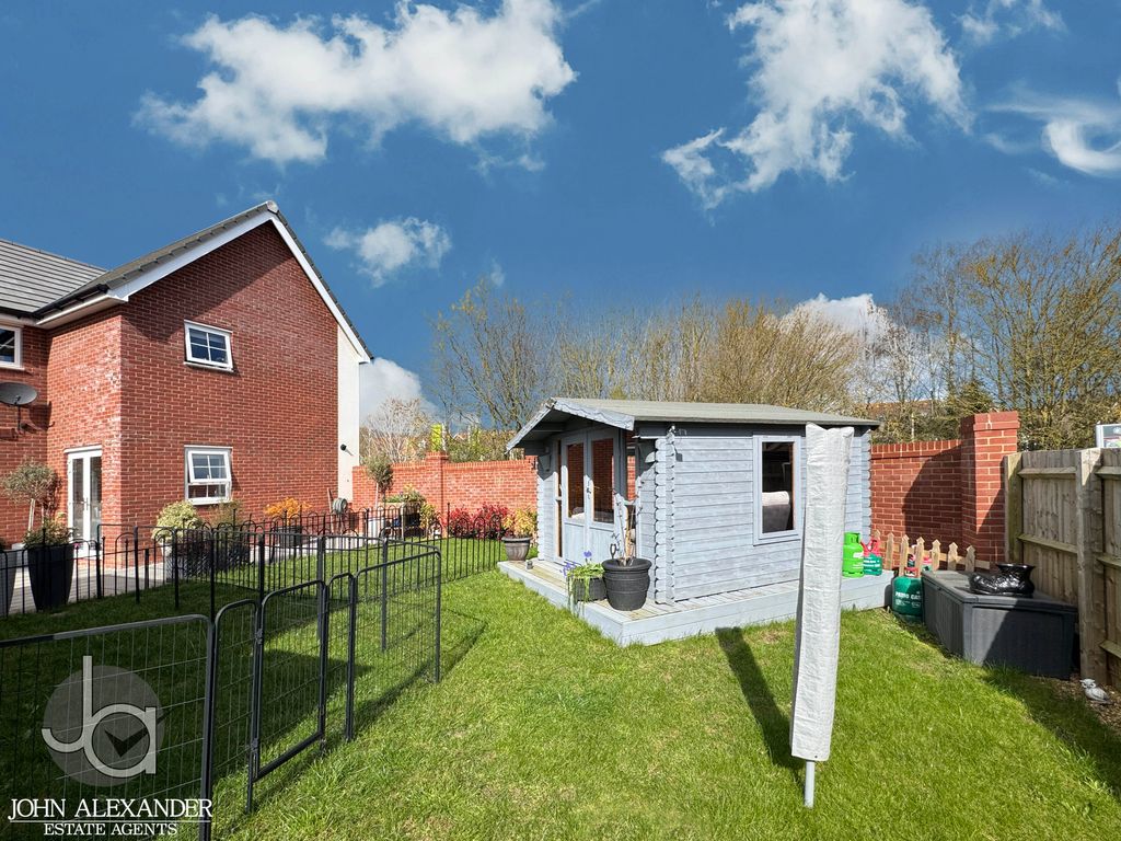 Additional image 30 of 4 bed detached house for salePrimrose Avenue, Dovercourt CO12