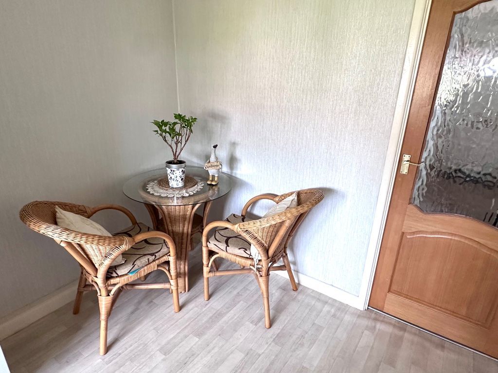 Additional image 8 of 2 bed flat for sale44 Mark Anthony Court, Hayling Island PO11