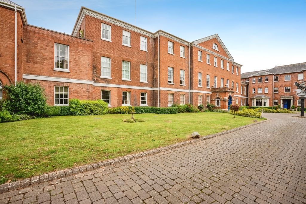 2 bed flat for saleNightingale Way, Hereford HR1