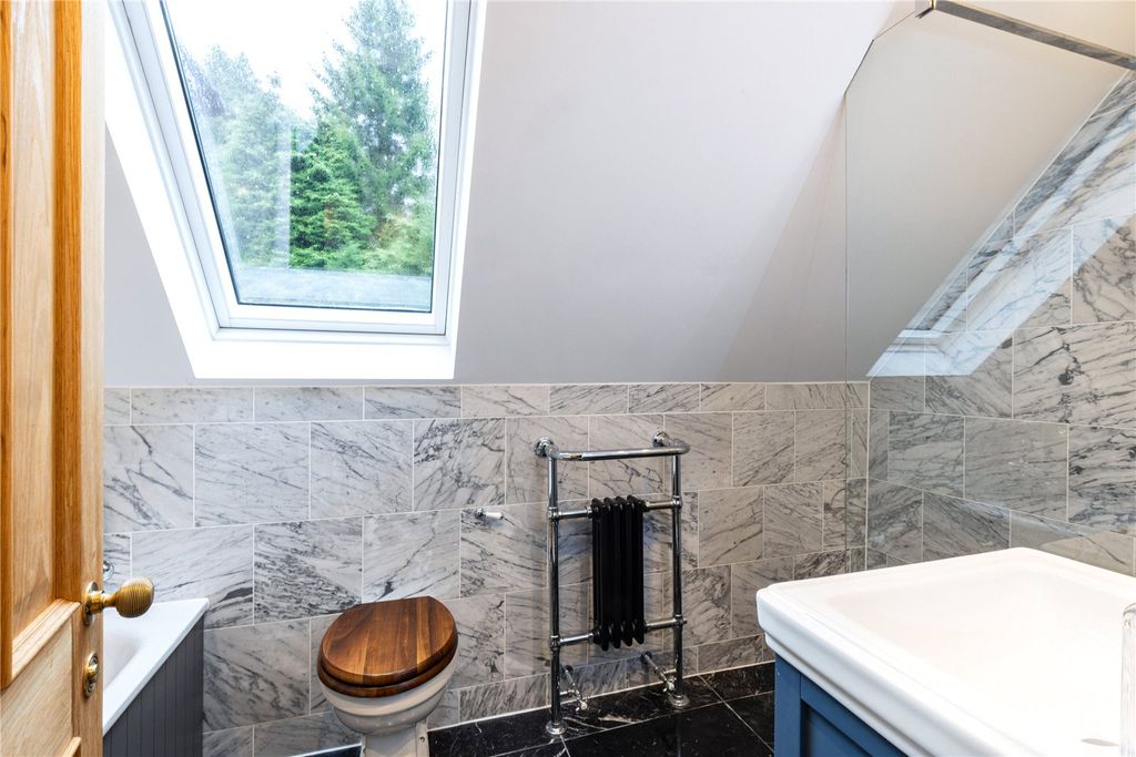 Additional image 15 of 5 bed detached house for saleSquare Drive, Haslemere, Surrey GU27