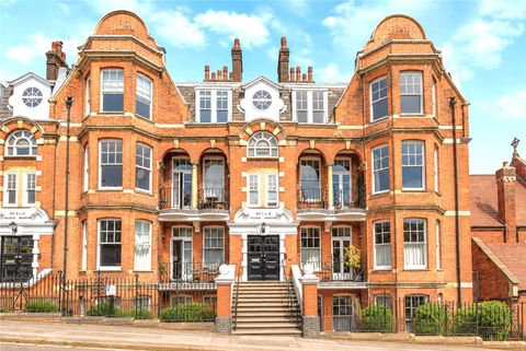 Roadhillside Mansions N6