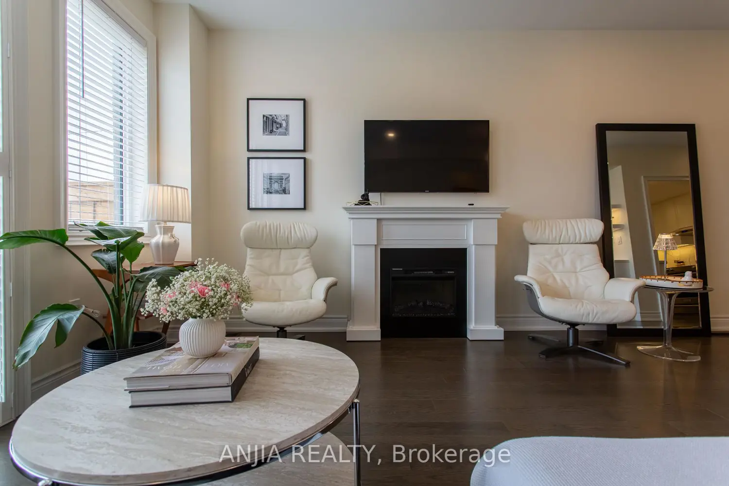 9 Mace Avenue photo 5
