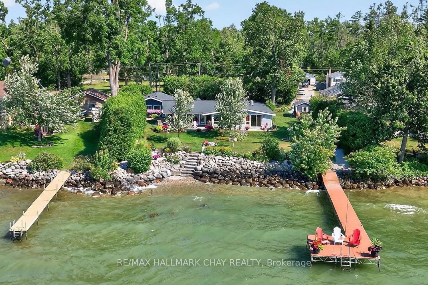 7 Lakeshore Road