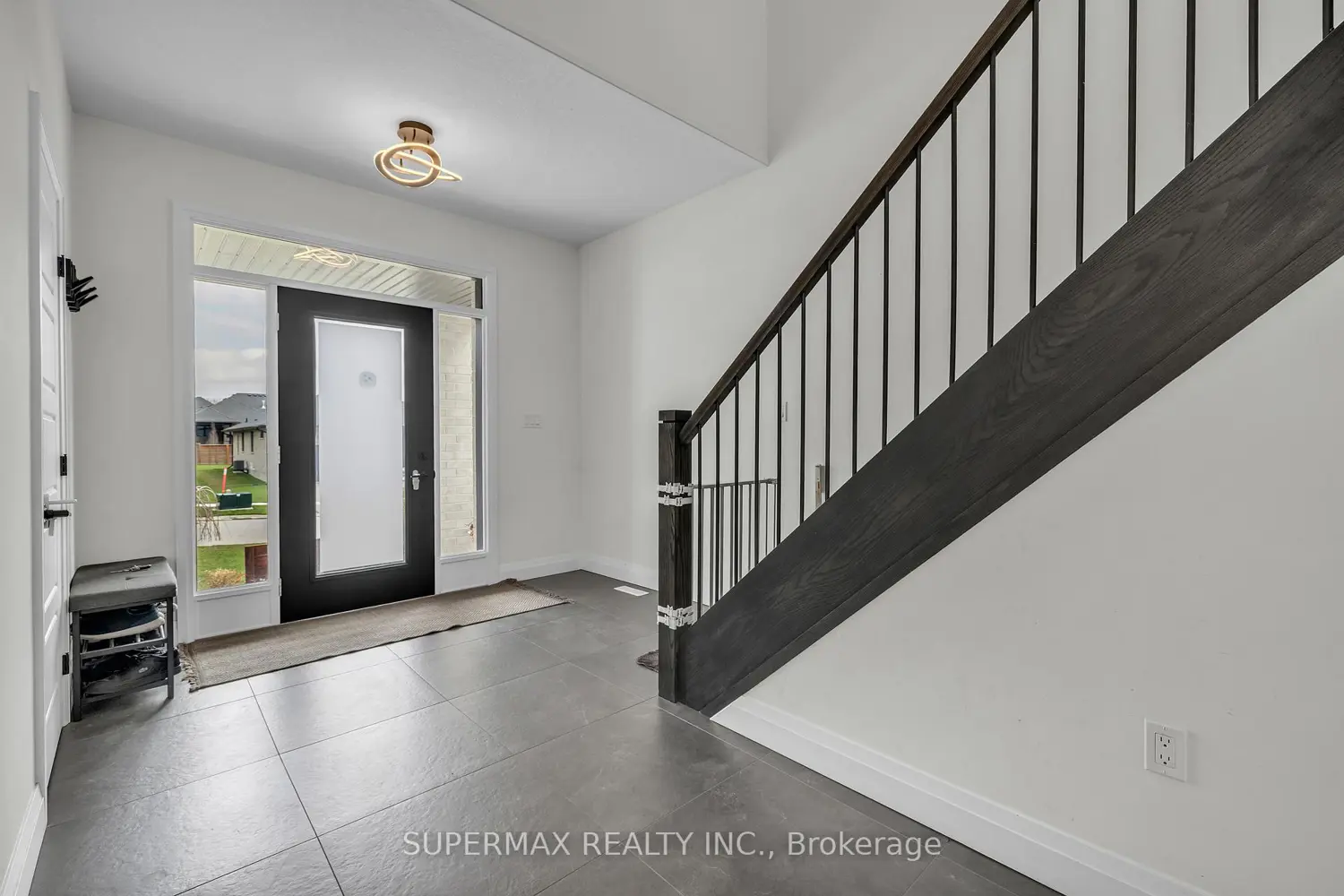 57 Crestview Drive photo 4