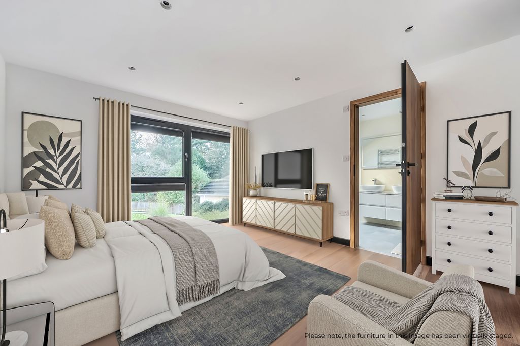 Additional image 7 of 5 bed detached house for saleMakins Road, Henley-On-Thames RG9