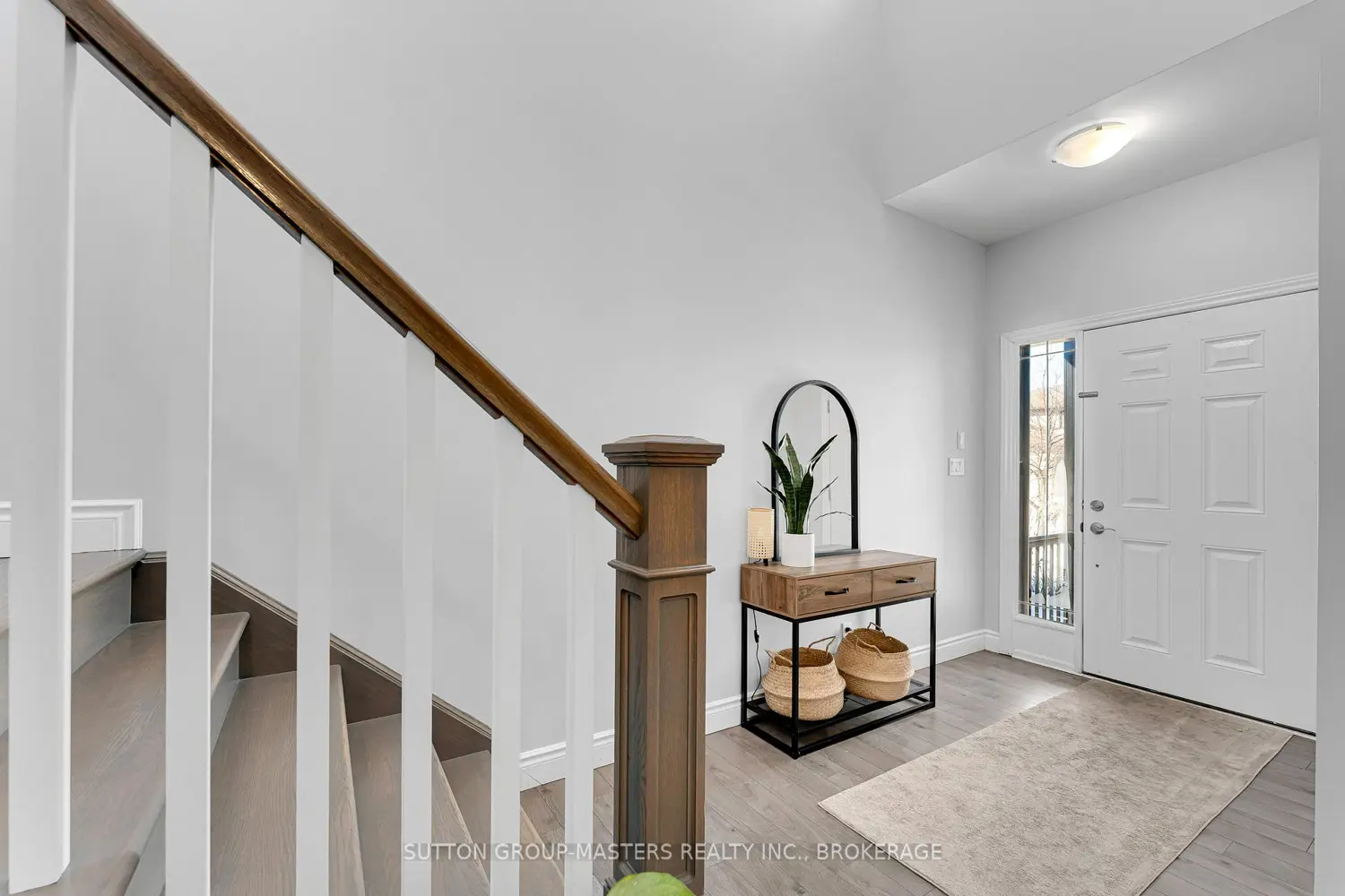 189 Macdougall Drive photo 3