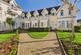 Chateau Royale - Luxurious two-bedroom, two-bathroom, 2 parking