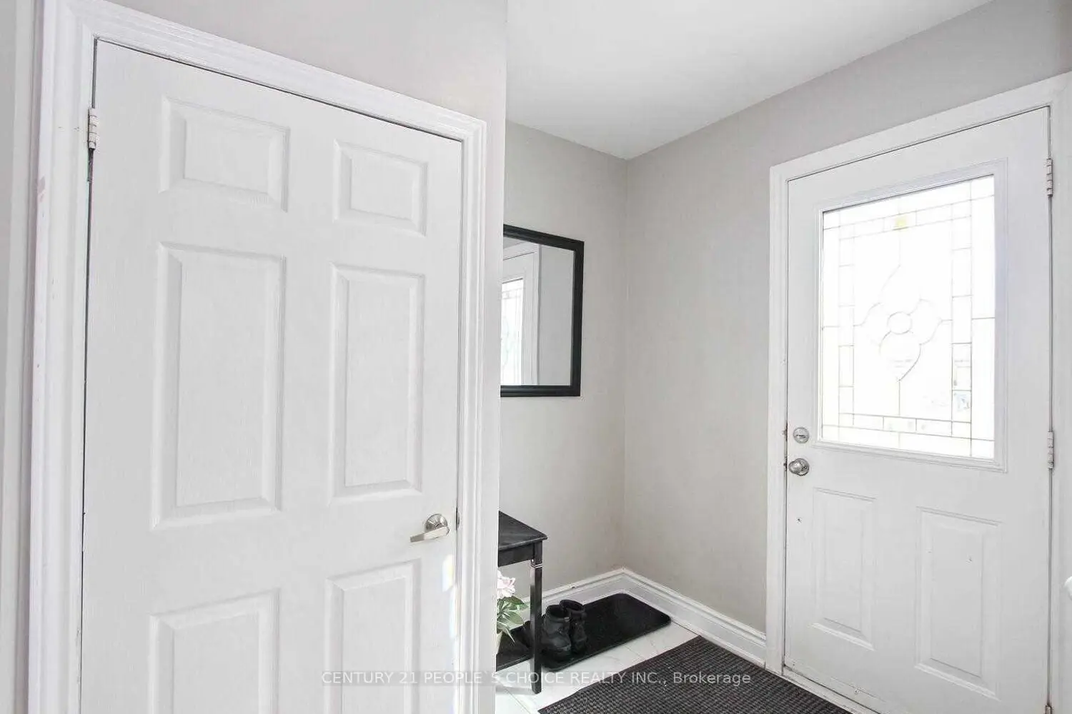 83 Fallingdale Crescent photo 5