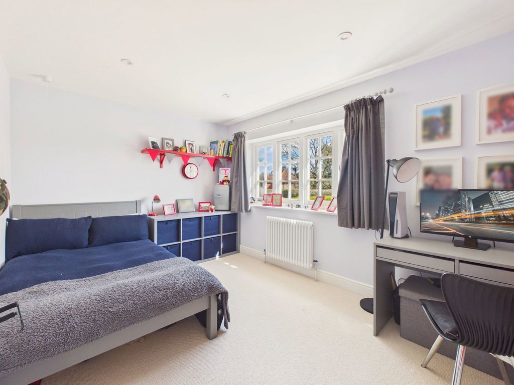 Additional image 24 of 7 bed detached house for saleKerves Lane, Horsham, West Sussex RH13
