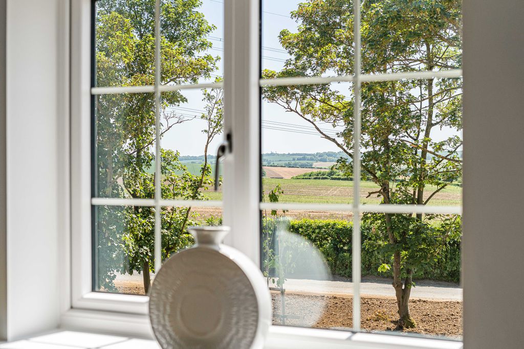 4 bed detached house for saleFarmhouse Mews, St Ippolyts, Hitchin SG4