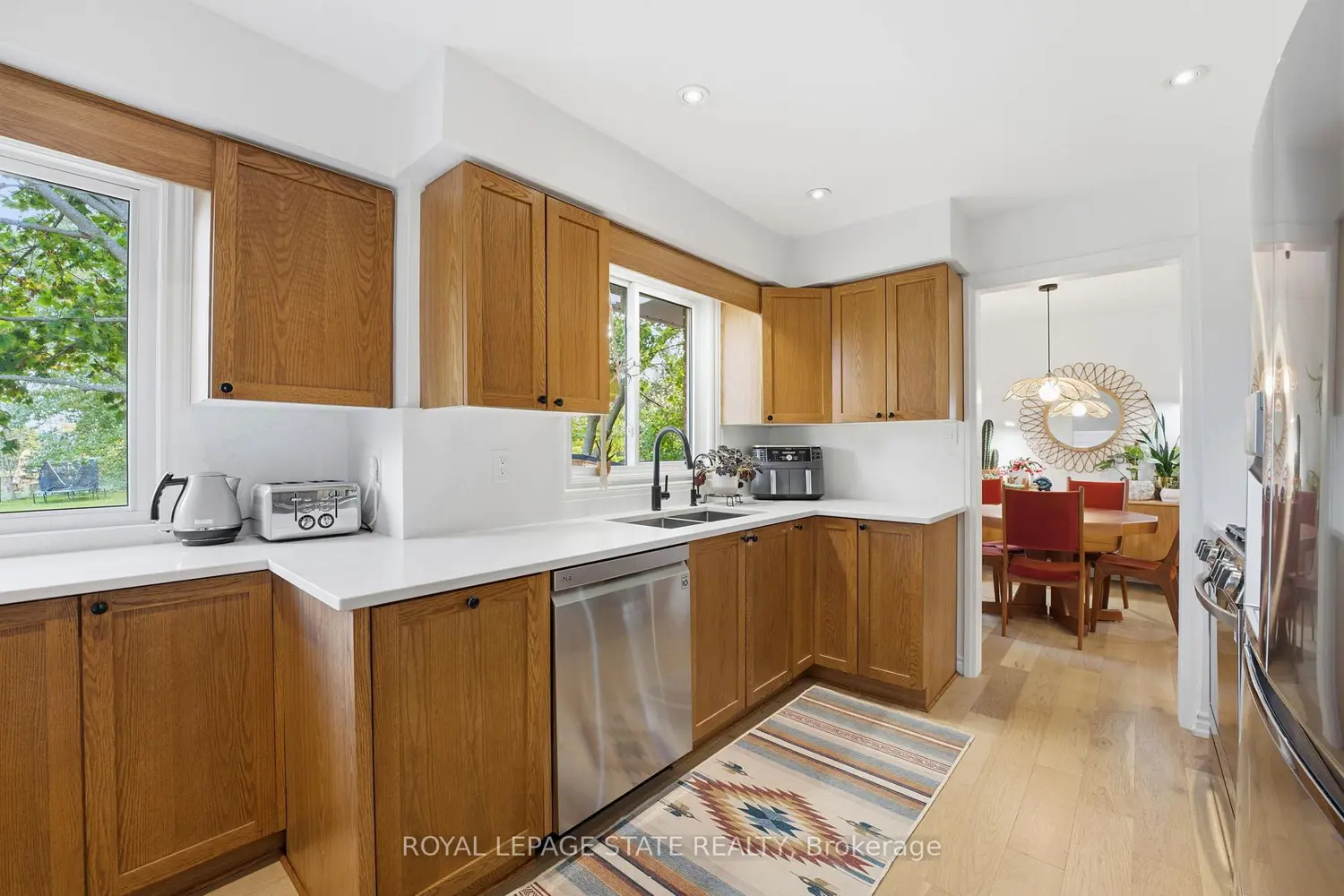 348 Sydenham Road photo 2