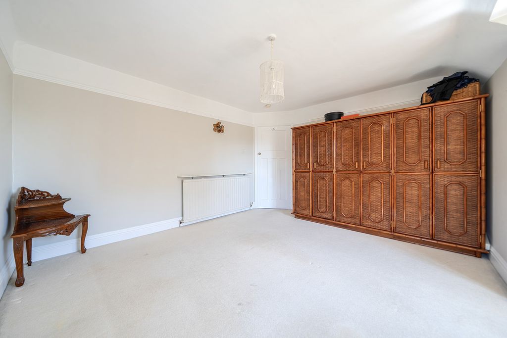 Additional image 23 of 4 bed detached house for saleSt Catherines Road, Hayling Island PO11