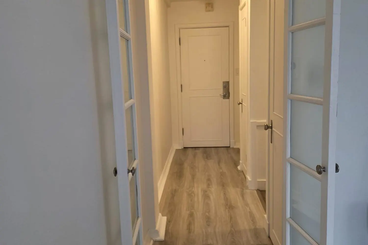 707 Eglinton Avenue 210 photo 3