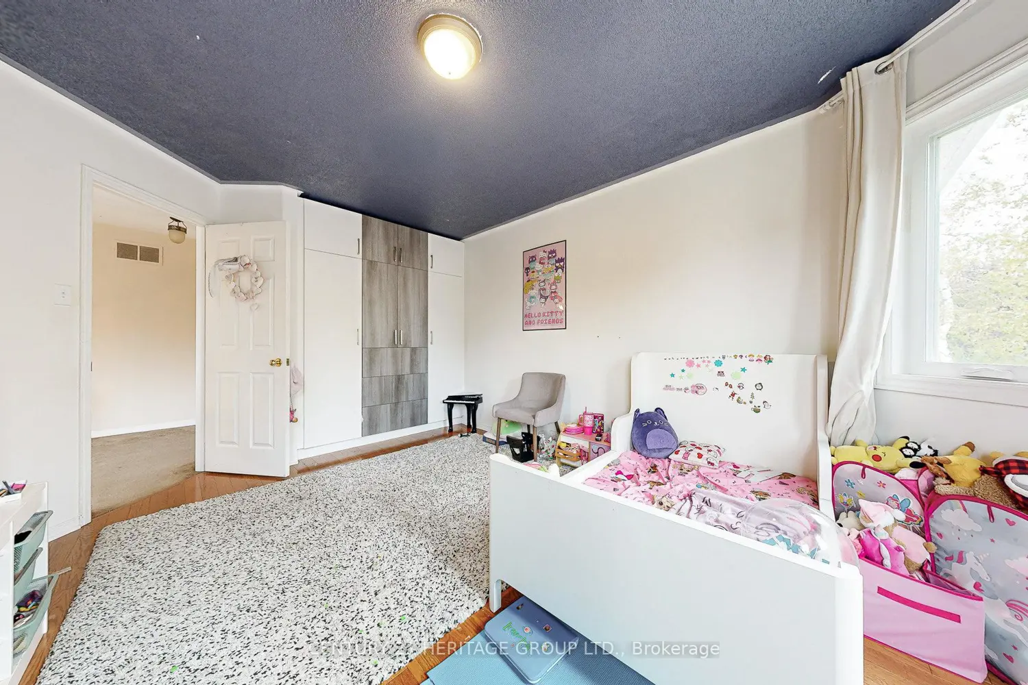 Additional image 13 of 98 Charing Crescent