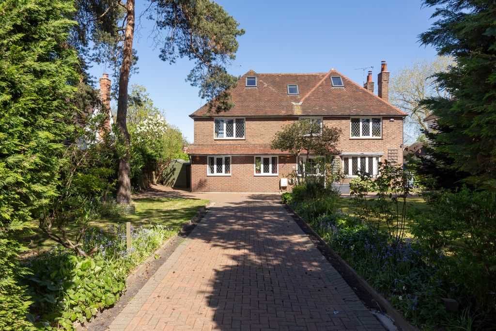 7 bed detached house for saleBalcombe Road, Horley, Surrey RH6