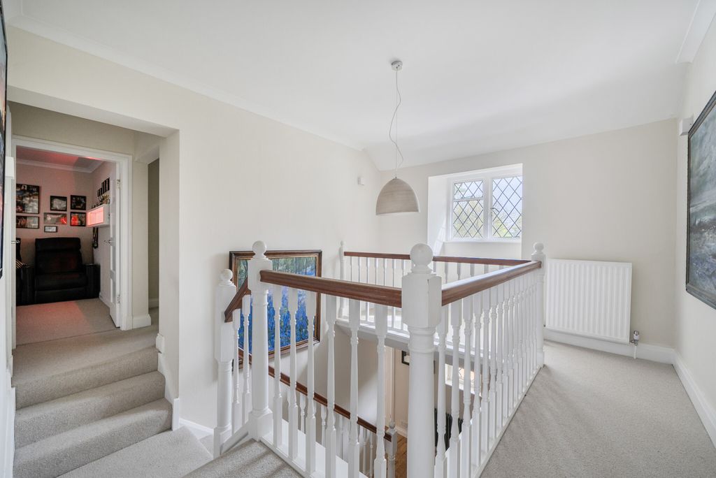 Additional image 22 of 6 bed detached house for saleGreys Road, Henley-On-Thames, Oxfordshire RG9