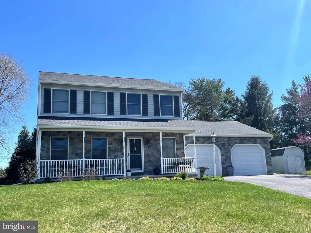 215 Steffie Drive, Mount Wolf, PA 17347