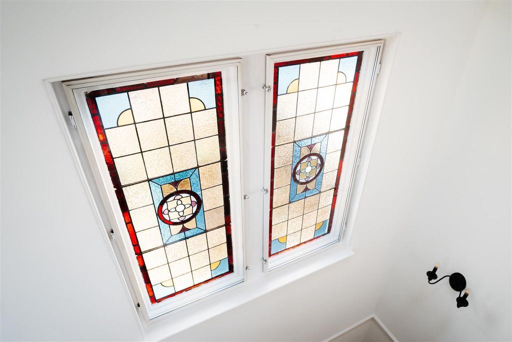 Additional image 28 of 6 bed semi-detached house for saleFerriby Road, Hessle HU13