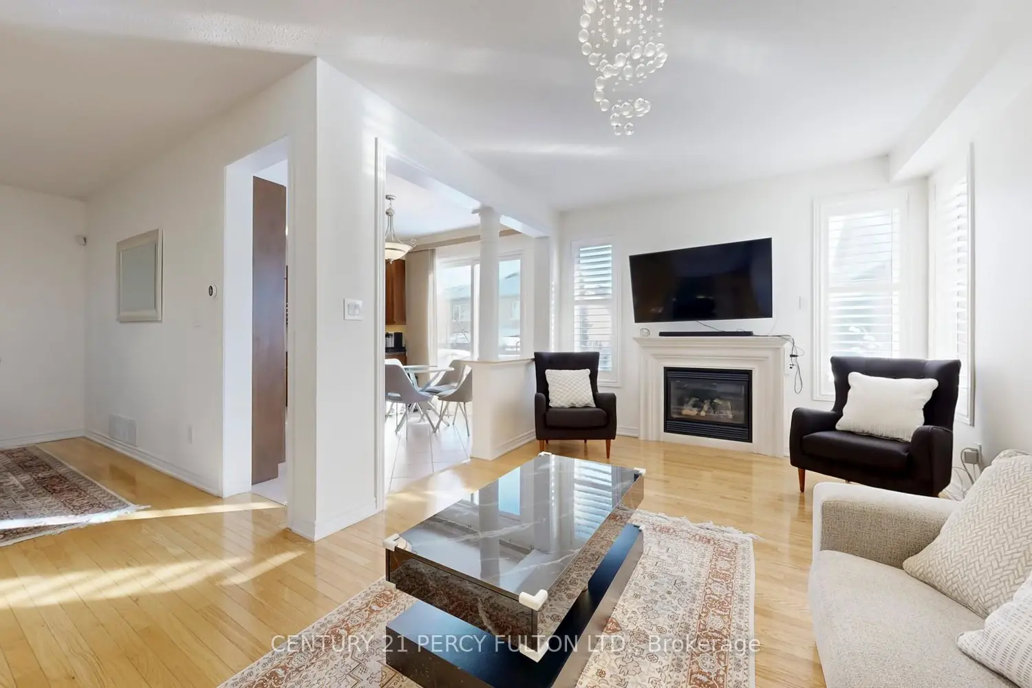 145 Silver Maple Road photo 4