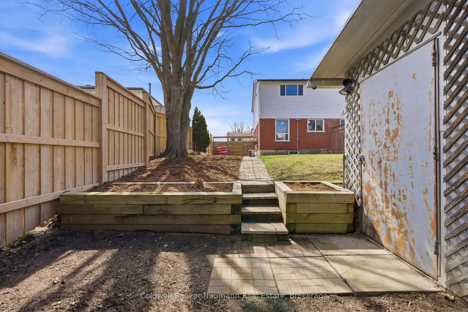 28 Chartwell Crescent photo 4