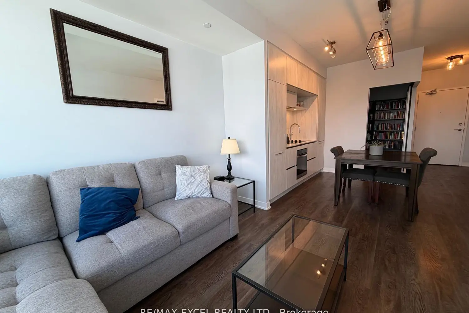 6 David Eyer Road 407 photo 5