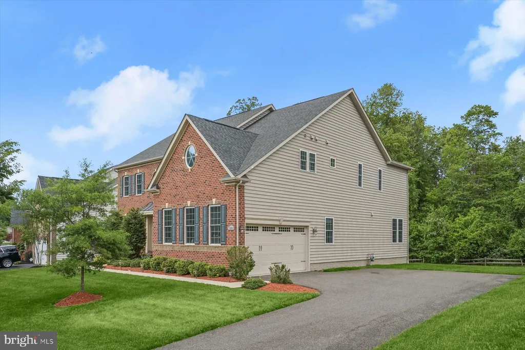208 Bottsford Avenue, Upper Marlboro, MD 20774 photo 4
