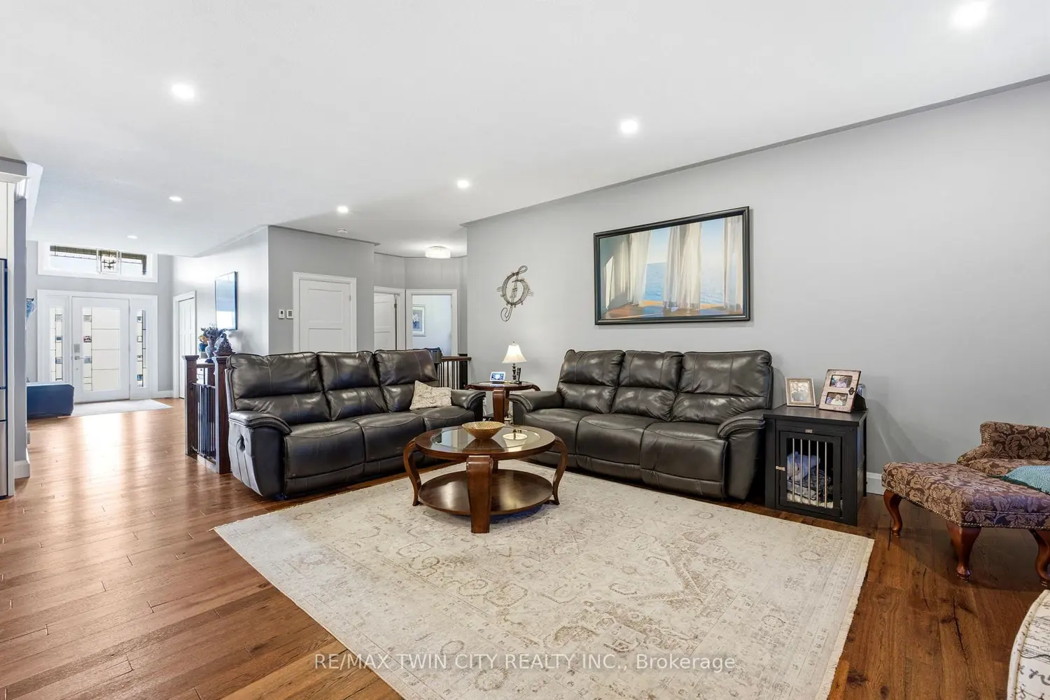 11 Sycamore Drive photo 4