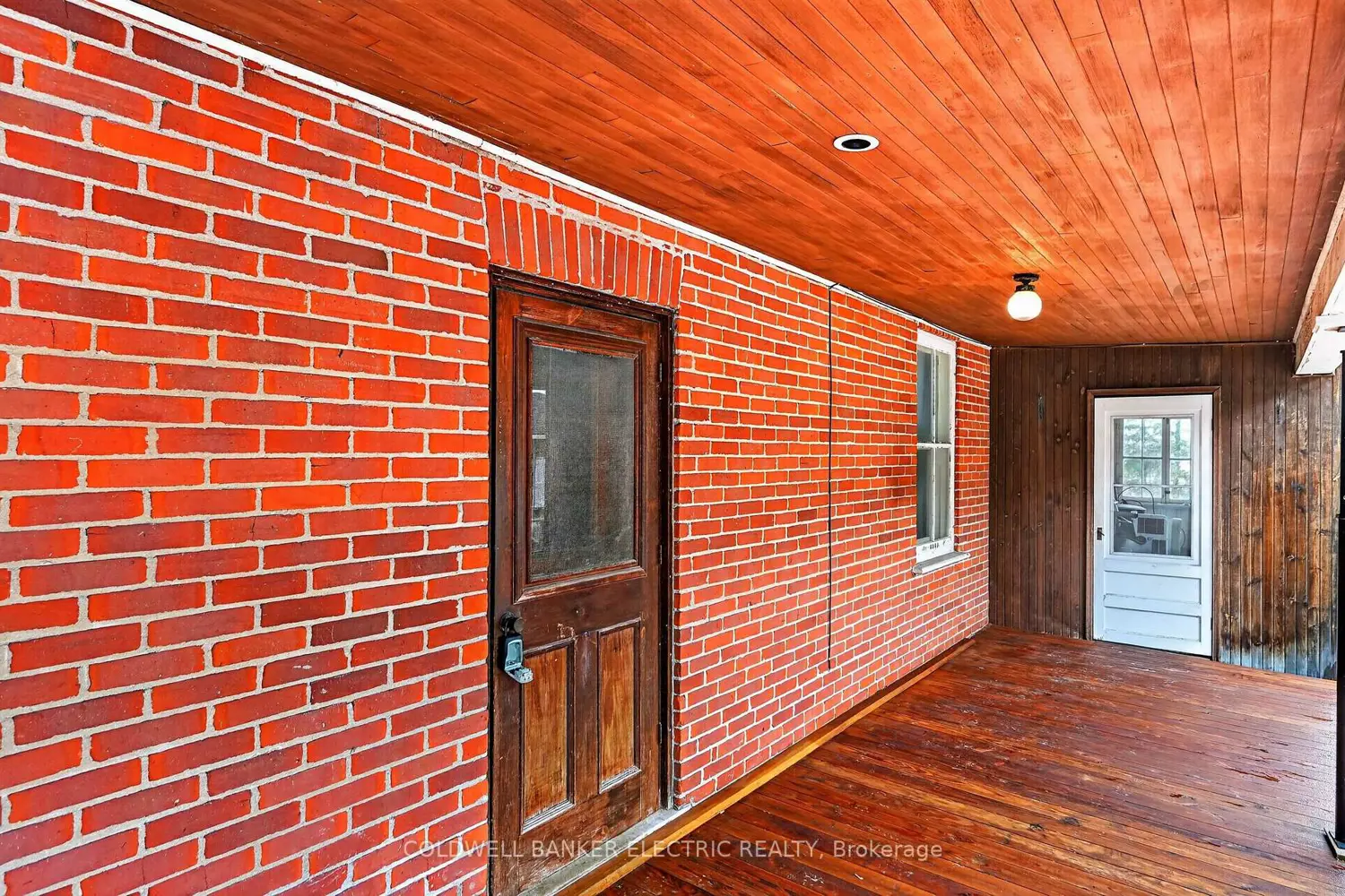 Additional image 2 of 804 Hunter Street