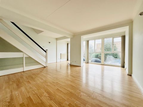Templewood, West Ealing W13