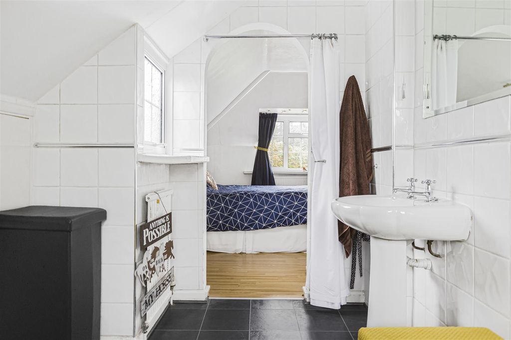 Additional image 23 of 5 bed detached house for saleYewlands, Hoddesdon EN11