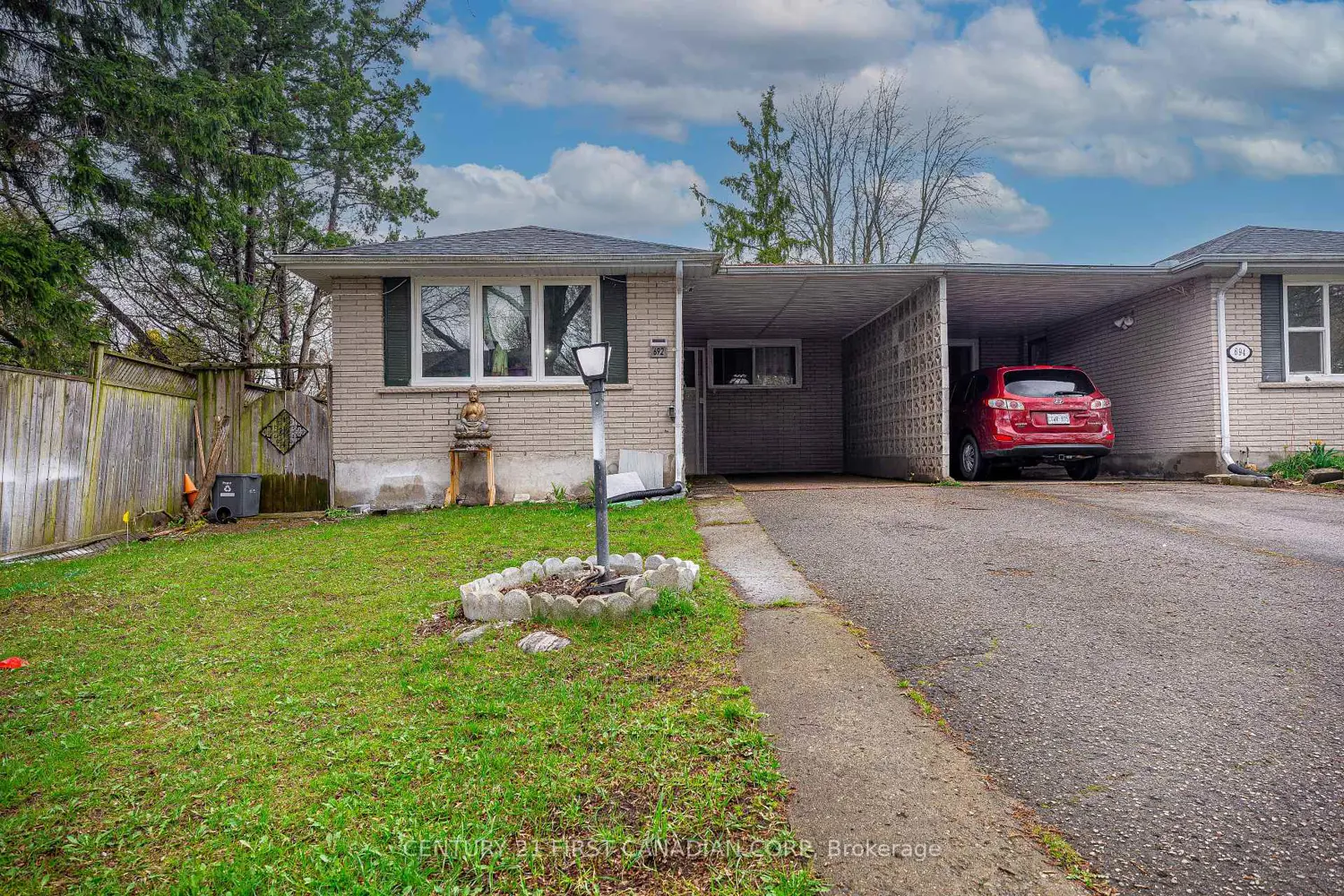 692 Sevilla Park Place