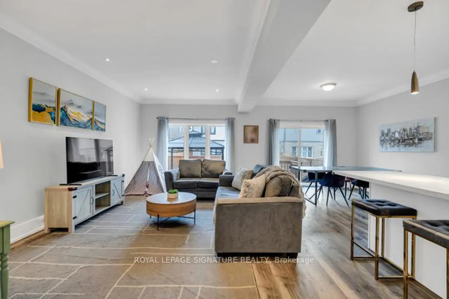 13 Damude Avenue photo 2