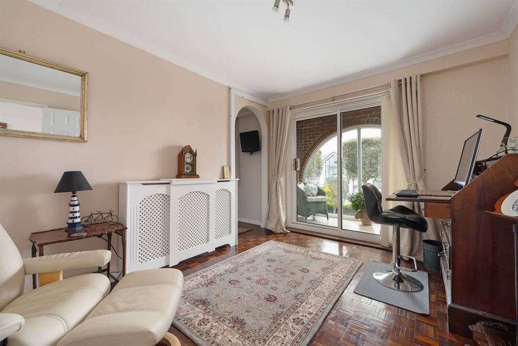 Additional image 22 of 5 bed detached house for saleHarcourt Drive, Herne Bay CT6