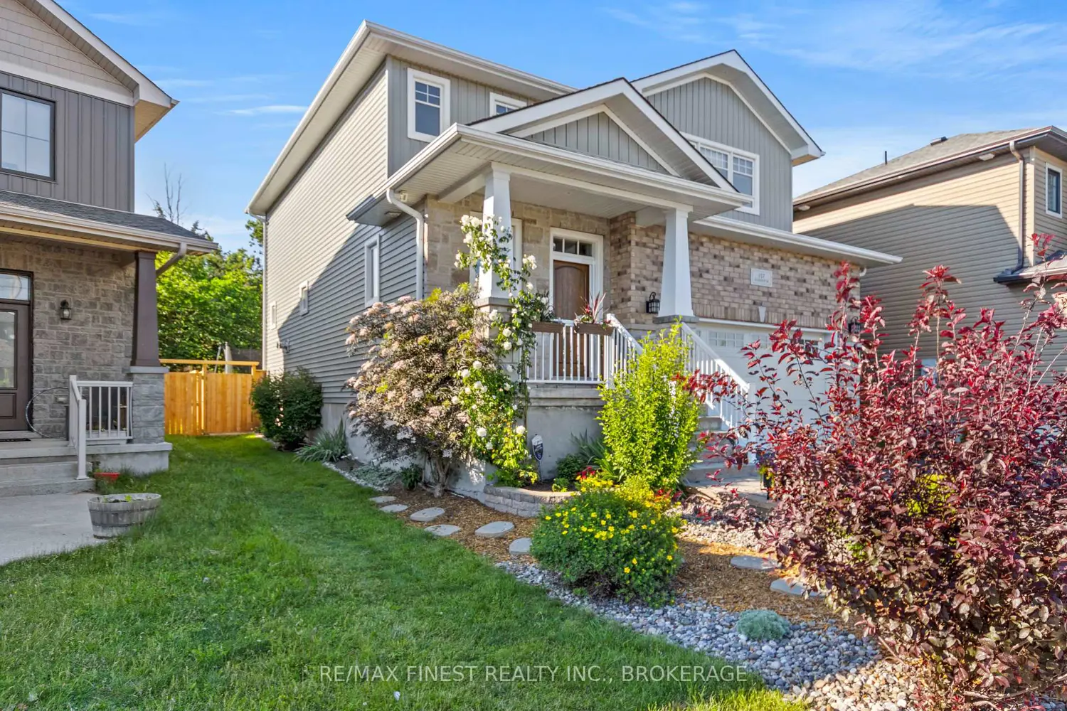 157 Islandview Drive photo 2
